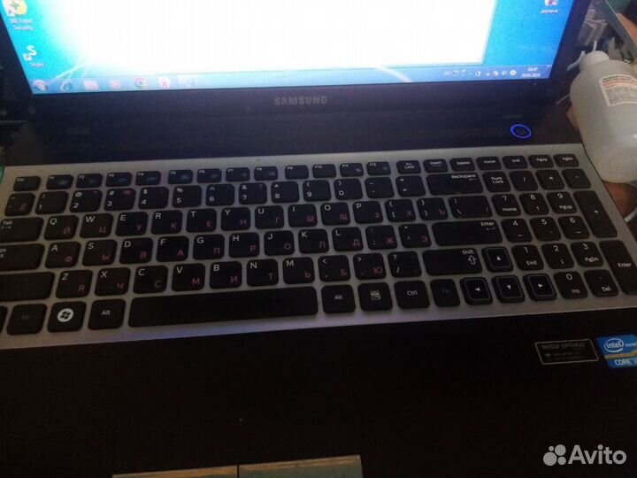 Ноутбук Samsung NP300V5A-S06RU,15,6