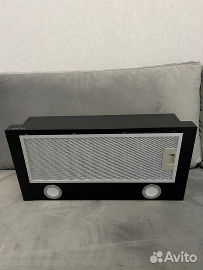 Вытяжка для кухни 60 см новая