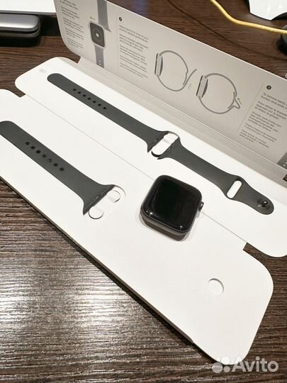 Апле watch 5 44 mm