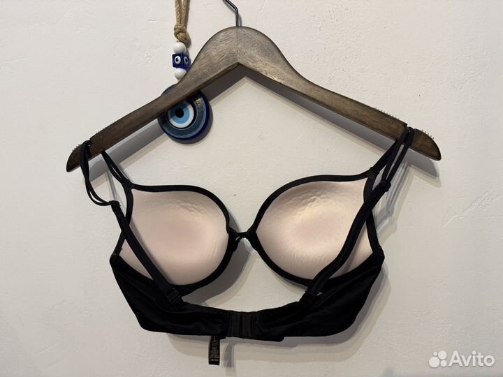 Бюстгалтер victorias secret 70C