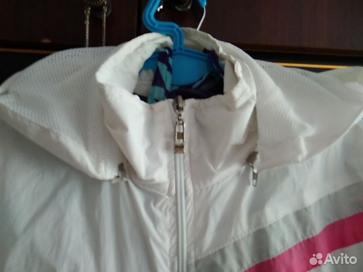 Продам спортивную кофту