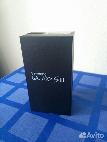 Коробка от телефона