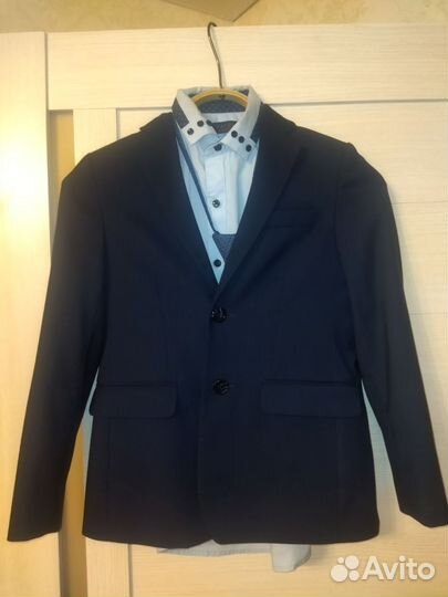 Пиджак для мальчика 140