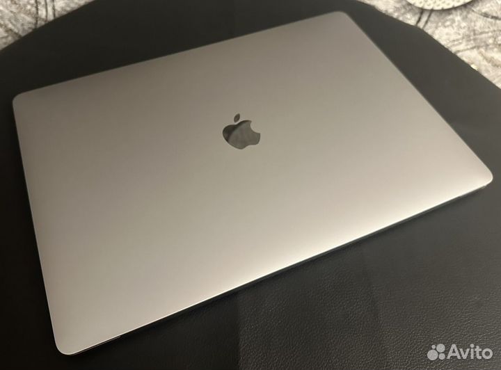 MacBook Pro 16 i9 32GB 1TB