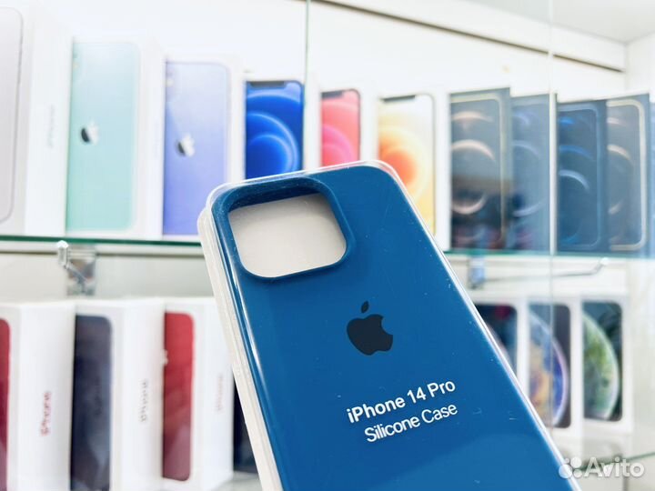 Чехол на iPhone 14 Pro, синий
