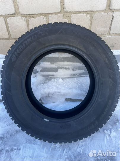 Hankook Winter I'Pike RS2 W429 215/65 R16