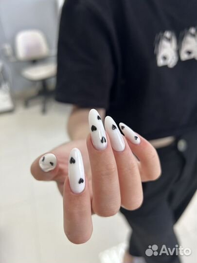 Наращивание ногтей