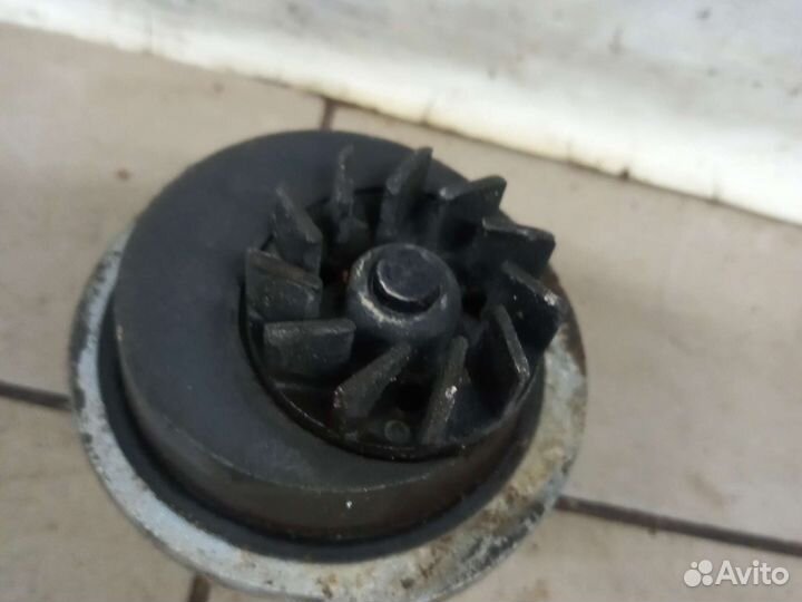 Помпа охлаждения Шевроле Лачетти, круз F16D3 F14D3