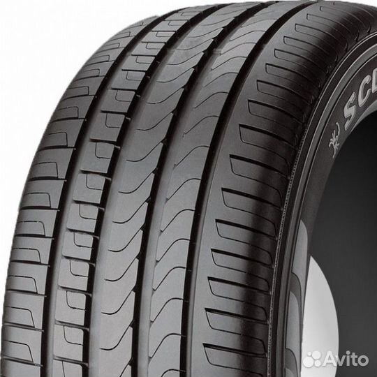 Pirelli Scorpion Verde 215/60 R17 96H