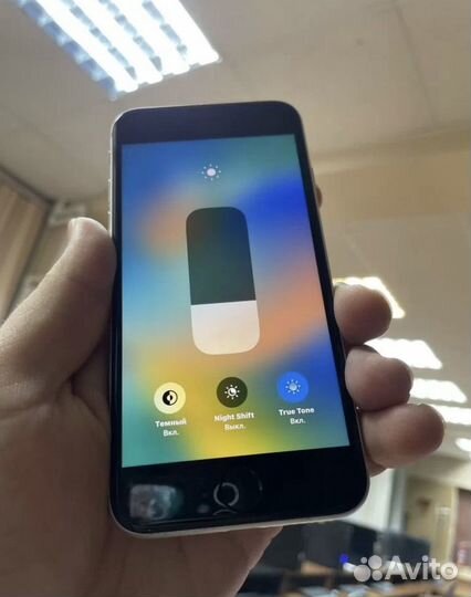 iPhone SE (2020), 128 ГБ