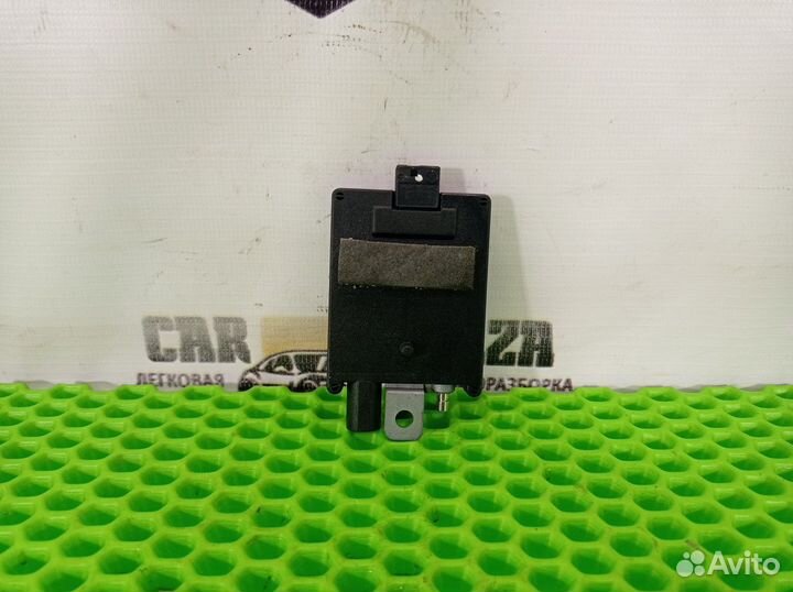 Усилитель антенны Land Rover Range Rover