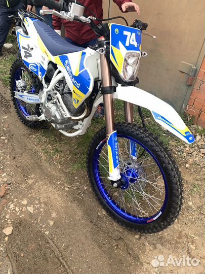 Мотоцикл кроссовый Motoland XT250HS