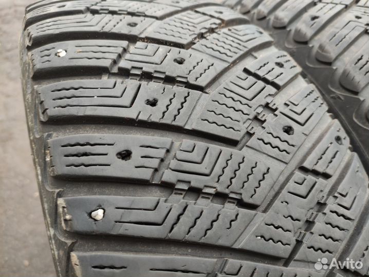 Goodyear Ultragrip Ice Arctic 215/60 R17