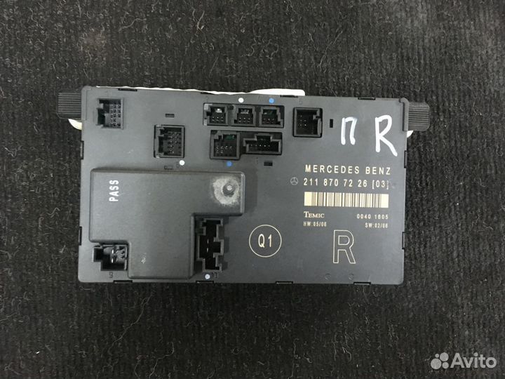 Блок двери передней правой Mercedes E klasse W211