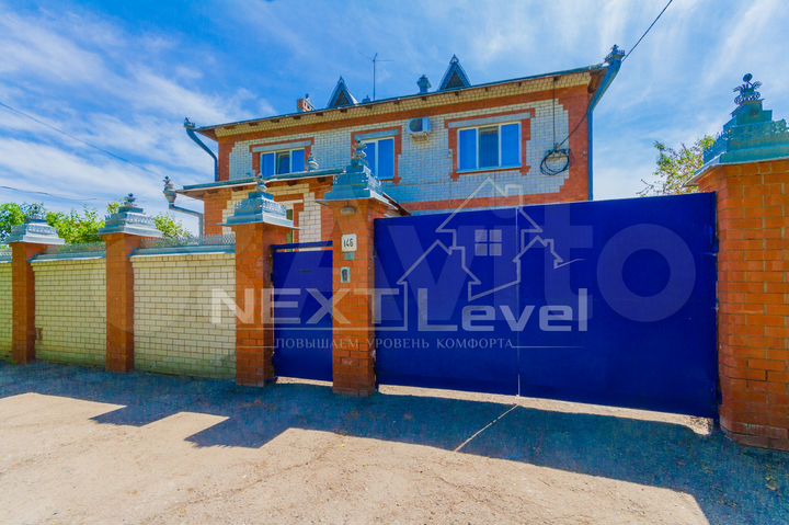 Дом 386,2 м² на участке 6,3 сот.