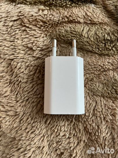 Зарядное устройство для iPhone