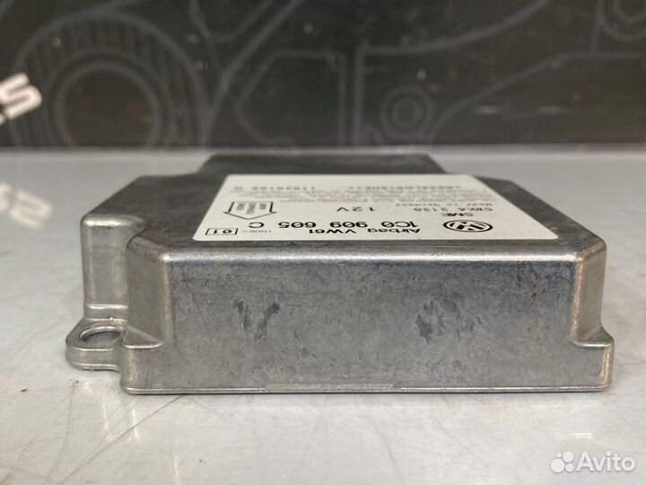 Блок управления airbag Volkswagen Passat B5 AMX