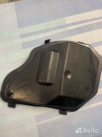 Крышка от фары правая bmw e60