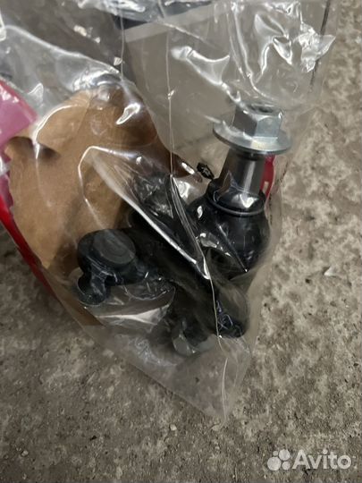 Шаровые опоры Volkswagen Passat