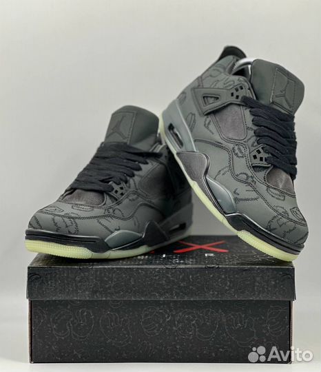 Кроссовки nike air jordan 4 retro kaws