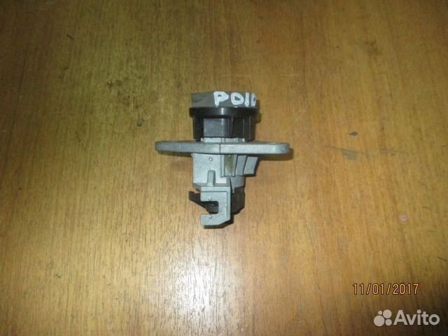 Вставка замка багажника VW Polo 6RU827573A Поло