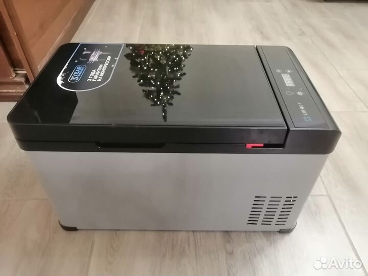 Автомобильный холодильник бу 12/24вт