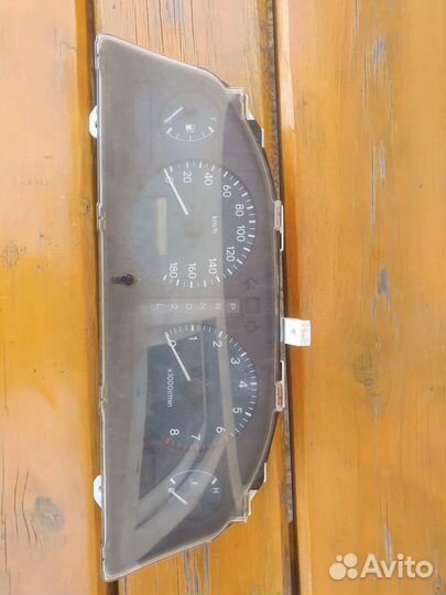 Спидометр на Toyota Corona Premio