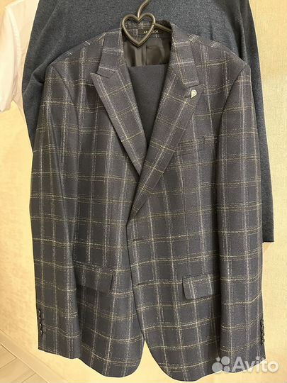 Костюм брючный