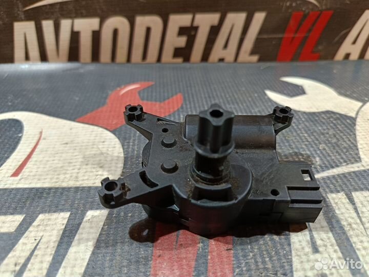 Сервопривод заслонки печки Opel Astra H