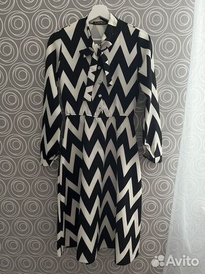 Платье женское