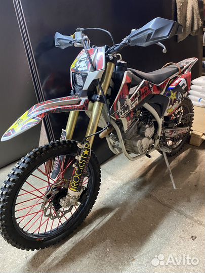 Мотоцыкл GR2