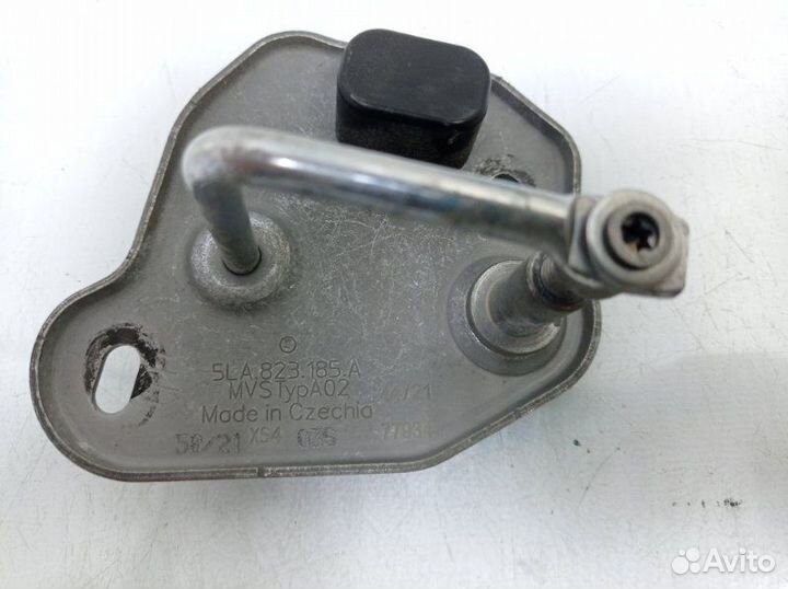 Крюк замка капота левый Skoda Kodiaq 1 NS7 до