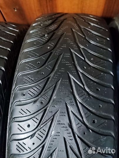 Yokohama Ice Guard IG35 215/65 R16