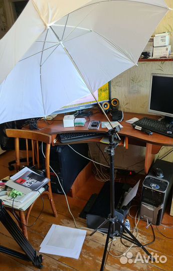 Штатив для осветительного прибора с зонтиком