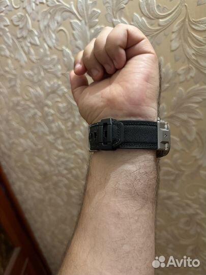 Ремешок spigen apple watch