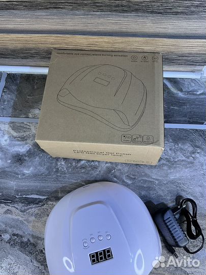 Уф лампа для ногтей новая