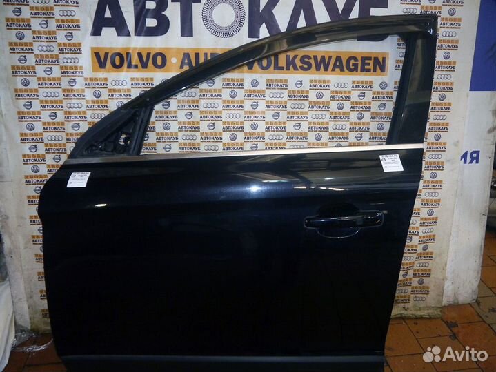 Дверь передняя левая Вольво XC60 Черная