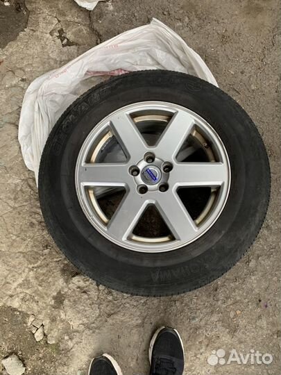 Продам колёса 235/65 R17