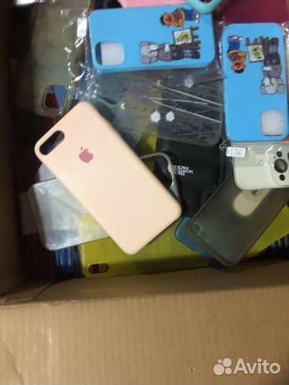 Чехол на iPhone