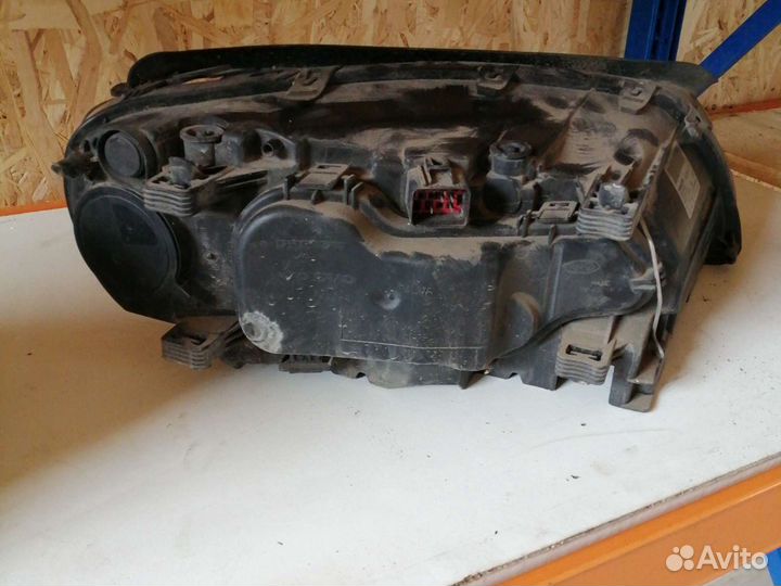 Фара левая на Volvo S 80 ll