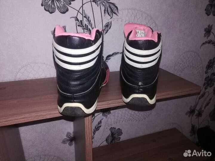 Кроссовки ботинки