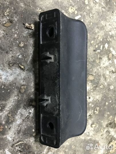 Внутренняя ручка багажника Hyndai Solaris