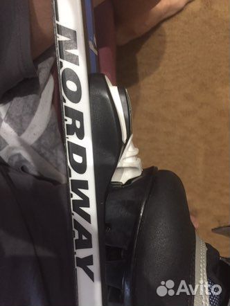 Детские пластиковые лыжи