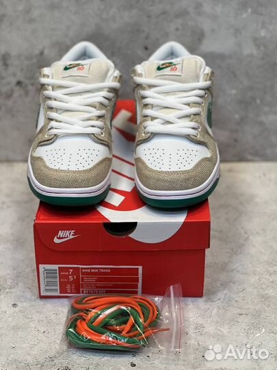 Кроссовки Nike Air Jorden 1 (42)