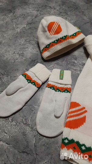 Шапка шарф и варежки зимние новые