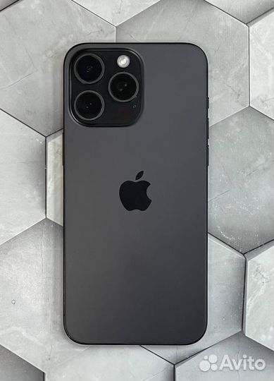 iPhone 15 Pro Max, 256 ГБ