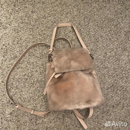 Рюкзак женский пушистый zara