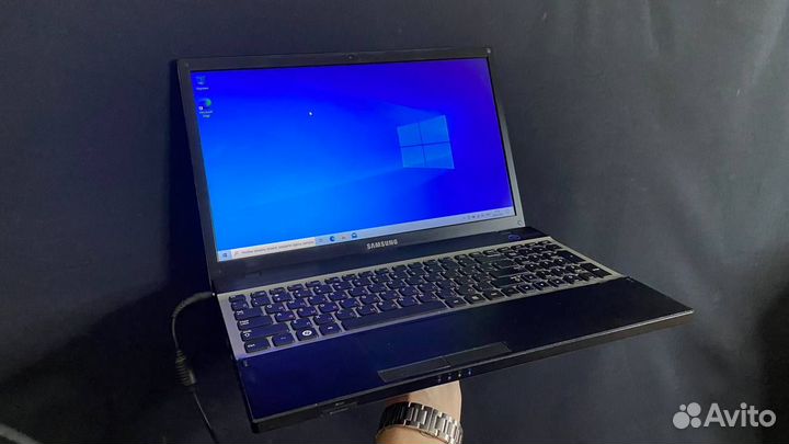 Samsung NP300V5A с i7-2670QM, 12 гб озу, Двойной Г