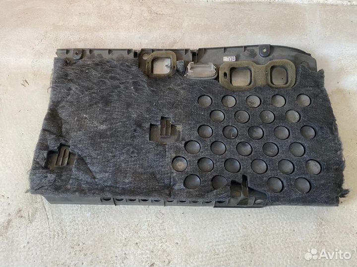 Накладка торпедо справа Мерседес S-класс W221