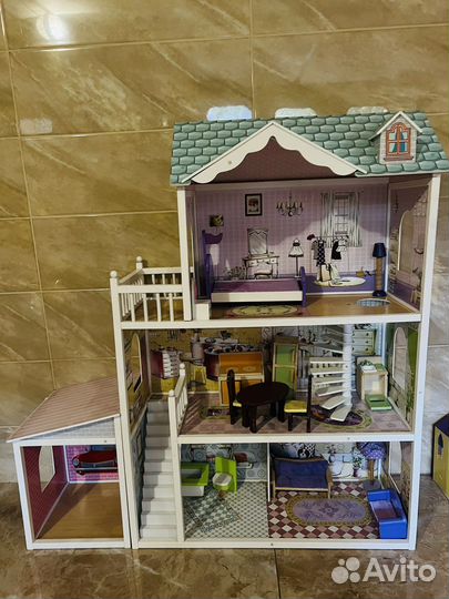 Домик кукольный большой с гаражом